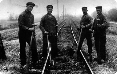 Lijnwerkers op het tramspoor (1931)