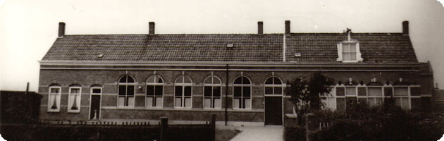 voormalige gereformeerde school aan de tramstraat te Koudekerke