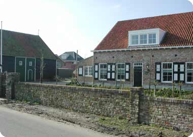 de vernieuwde boerderij ´t Noordhof aan de Braamweg te Koudekerke