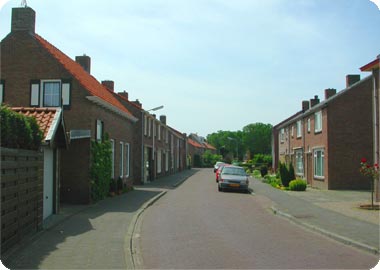 De Weststraat in Koudekerke was de eerste grote geplande uitbreiding van het dorp